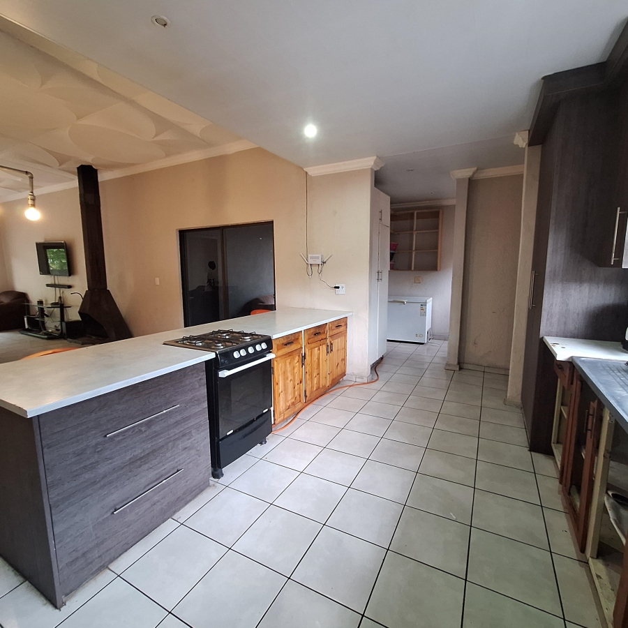 4 Bedroom Property for Sale in Frankfort Free State